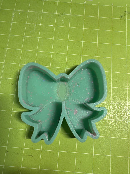 Western Bow • MSM _ MOLD NOT A FRESHIE